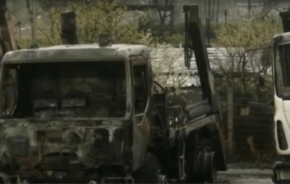 VELIKI POŽAR U BEOGRADU: Gorelo u pogonu GRADSKE ČISTOĆE! (VIDEO) 